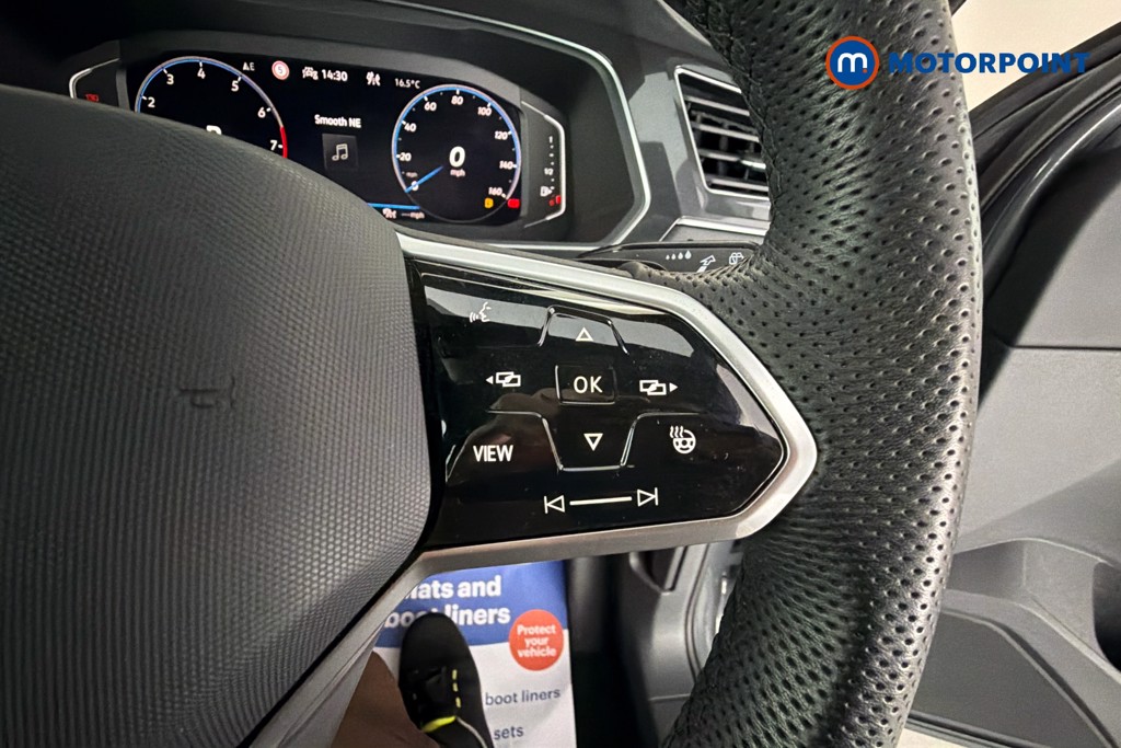 Volkswagen Tiguan R-Line Automatic Petrol SUV - Stock Number (1673725) - 4th supplementary image
