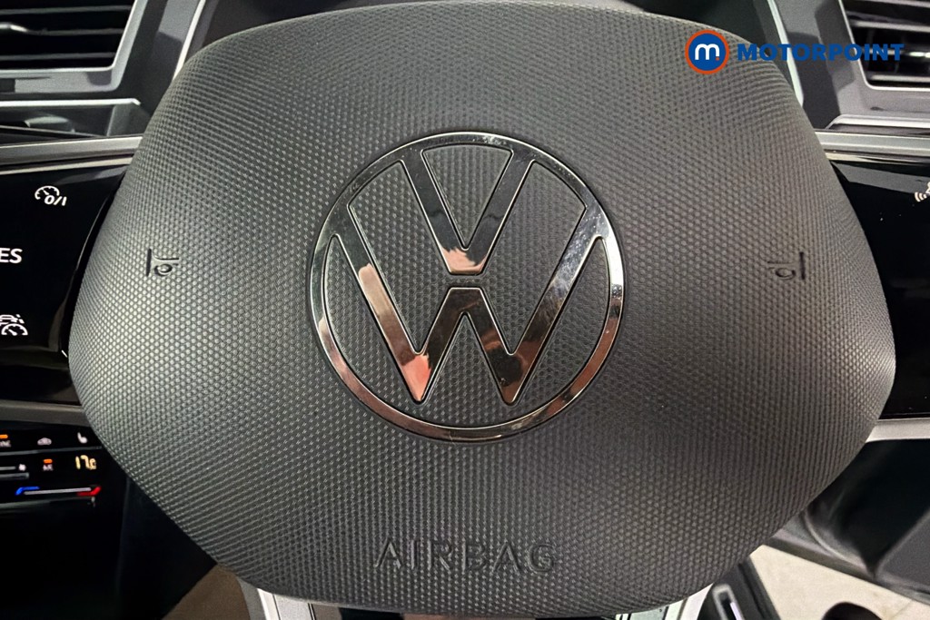 Volkswagen Tiguan R-Line Automatic Petrol SUV - Stock Number (1673725) - 5th supplementary image