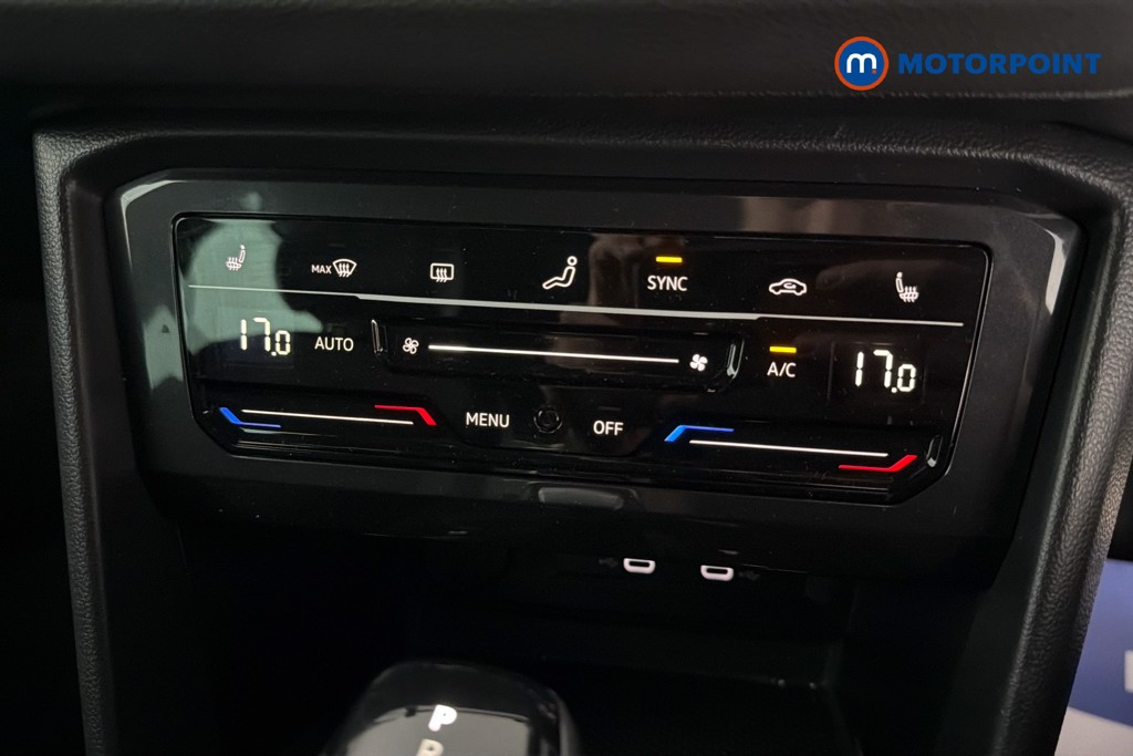 Volkswagen Tiguan R-Line Automatic Petrol SUV - Stock Number (1673725) - 12th supplementary image