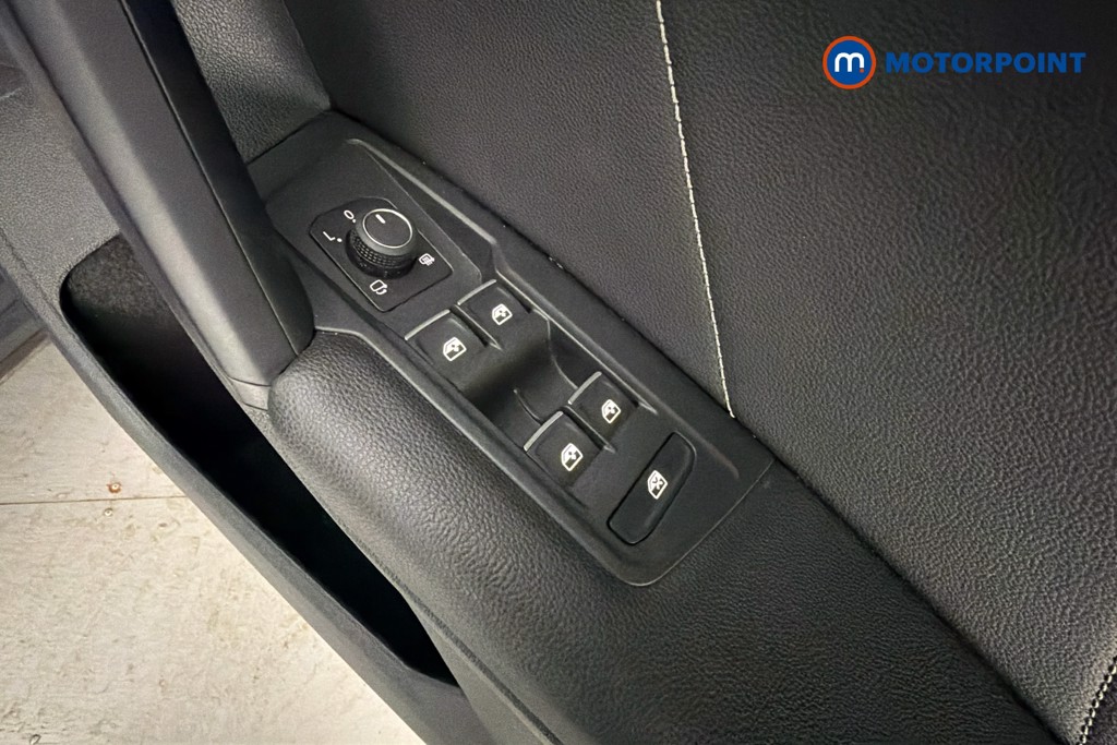 Volkswagen Tiguan R-Line Automatic Petrol SUV - Stock Number (1673725) - 20th supplementary image