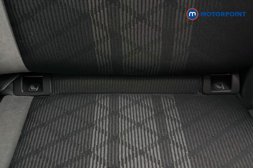 Volkswagen Tiguan R-Line Automatic Petrol SUV - Stock Number (1673725) - 29th supplementary image