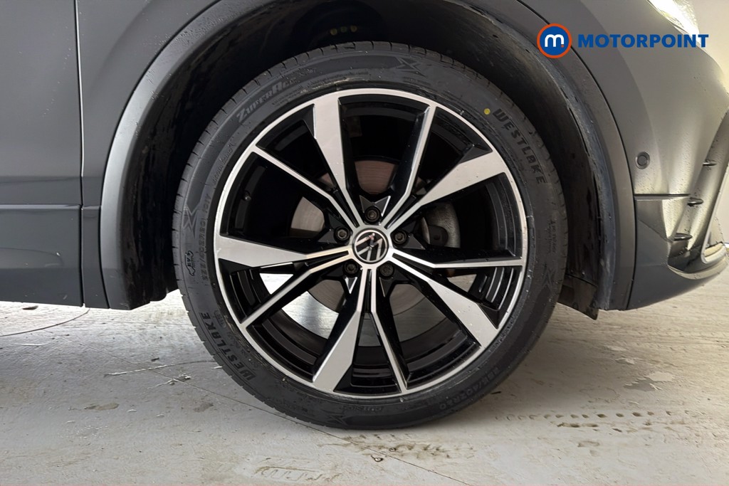 Volkswagen Tiguan R-Line Automatic Petrol SUV - Stock Number (1673725) - 50th supplementary image