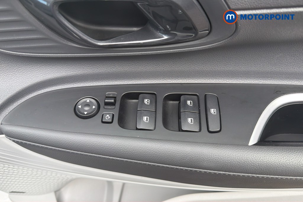 Hyundai Bayon Ultimate Automatic Petrol SUV - Stock Number (1673867) - 5th supplementary image