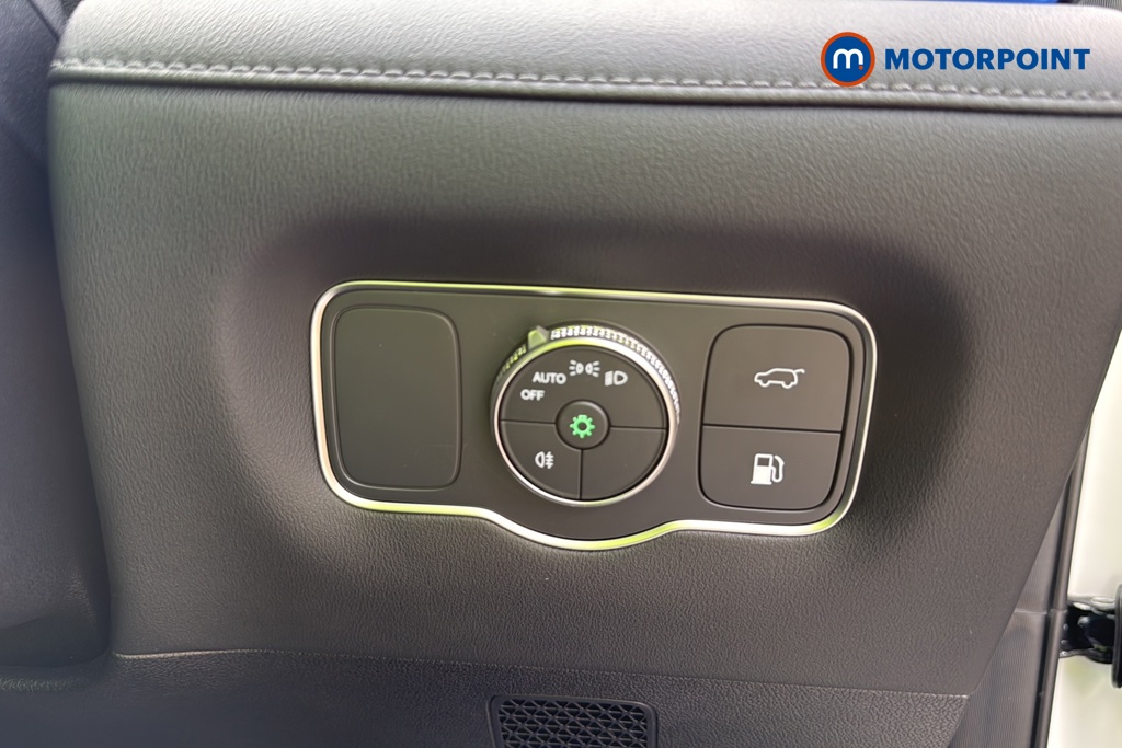 Chery Tiggo 8 Summit Automatic Petrol Plug-In Hybrid SUV - Stock Number (1674137) - 11th supplementary image