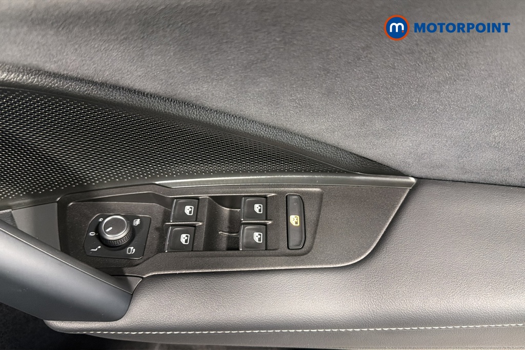 Volkswagen Tayron R-Line Edition Automatic Petrol Plug-In Hybrid SUV - Stock Number (1674350) - 19th supplementary image