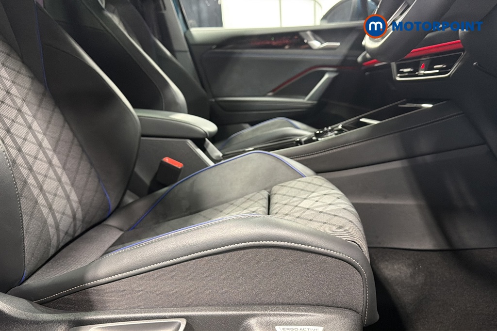 Volkswagen Tayron R-Line Edition Automatic Petrol Plug-In Hybrid SUV - Stock Number (1674350) - 22nd supplementary image