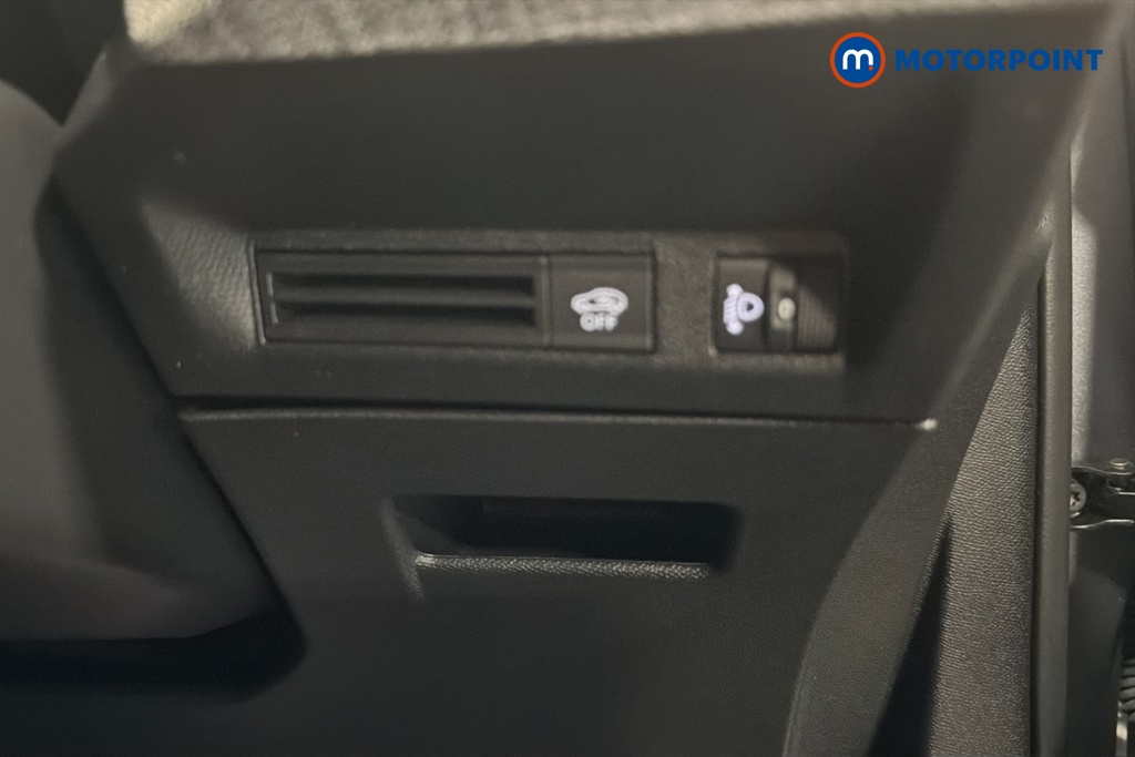 Peugeot 5008 Allure Automatic Petrol SUV - Stock Number (1674357) - 11th supplementary image