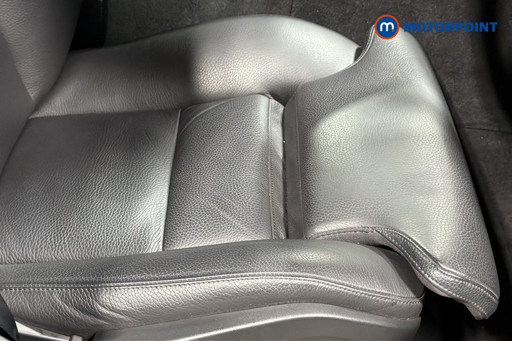 Volvo Xc60 Plus Automatic Petrol SUV - Stock Number (1674361) - 998th supplementary image