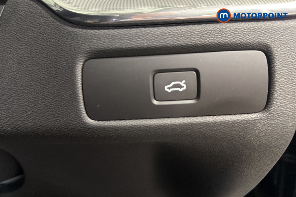 Volvo Xc60 Plus Automatic Petrol SUV - Stock Number (1674361) - 11th supplementary image