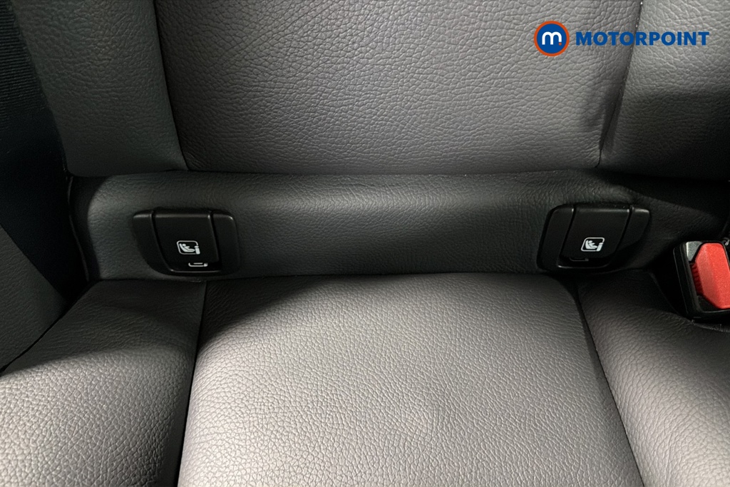 Volvo Xc60 Plus Automatic Petrol SUV - Stock Number (1674361) - 27th supplementary image