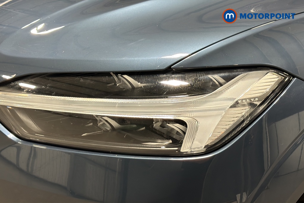 Volvo Xc60 Plus Automatic Petrol SUV - Stock Number (1674361) - 42nd supplementary image