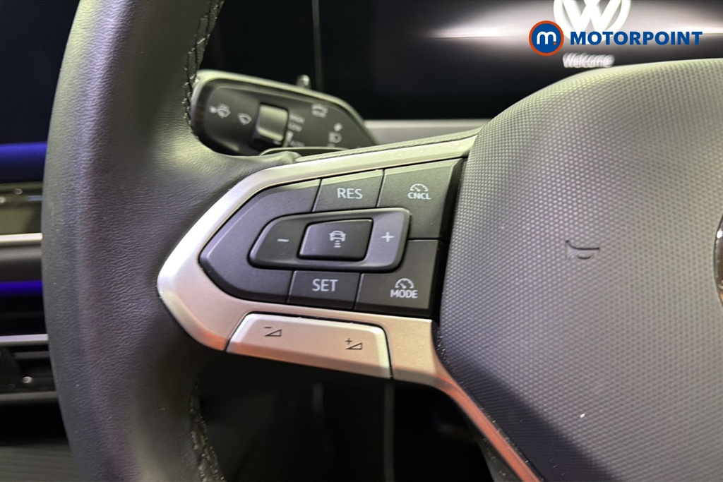 Volkswagen Passat Elegance Automatic Petrol Plug-In Hybrid Estate - Stock Number (1674554) - 4th supplementary image