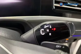 Volkswagen Passat Elegance Automatic Petrol Plug-In Hybrid Estate - Stock Number (1674554) - 6th supplementary image