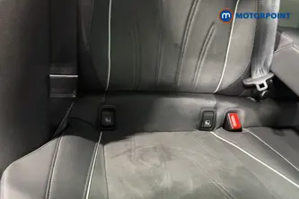 Volkswagen Passat Elegance Automatic Petrol Plug-In Hybrid Estate - Stock Number (1674554) - 27th supplementary image