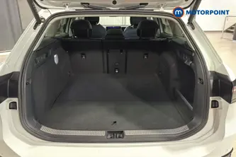 Volkswagen Passat Elegance Automatic Petrol Plug-In Hybrid Estate - Stock Number (1674554) - 30th supplementary image