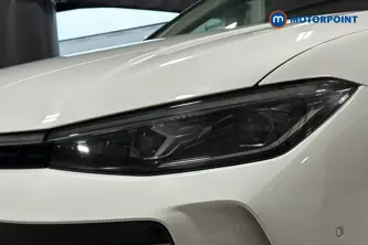 Volkswagen Passat Elegance Automatic Petrol Plug-In Hybrid Estate - Stock Number (1674554) - 42nd supplementary image