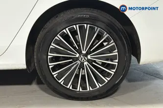 Volkswagen Passat Elegance Automatic Petrol Plug-In Hybrid Estate - Stock Number (1674554) - 45th supplementary image