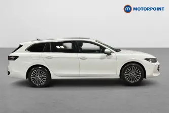 Volkswagen Passat Elegance Automatic Petrol Plug-In Hybrid Estate - Stock Number (1674554) - Passenger side
