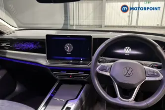 Volkswagen Passat Elegance Automatic Petrol Plug-In Hybrid Estate - Stock Number (1674554) - 1st supplementary image