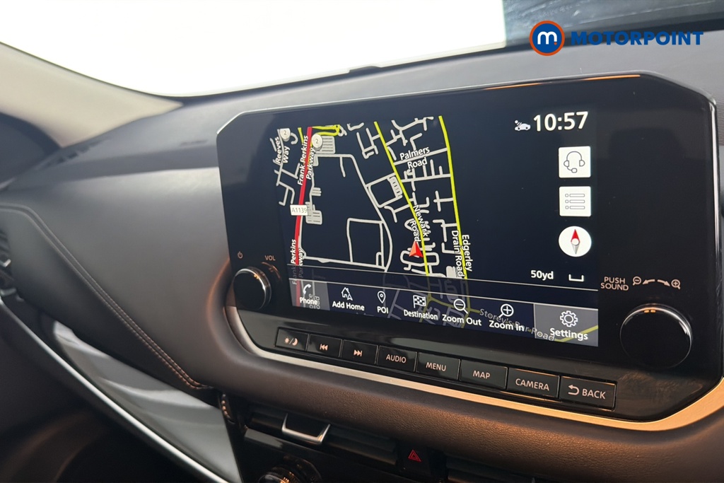 Nissan Qashqai N-Connecta Automatic Petrol SUV - Stock Number (1674696) - 9th supplementary image