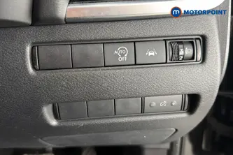 Nissan Qashqai N-Connecta Automatic Petrol SUV - Stock Number (1674696) - 11th supplementary image