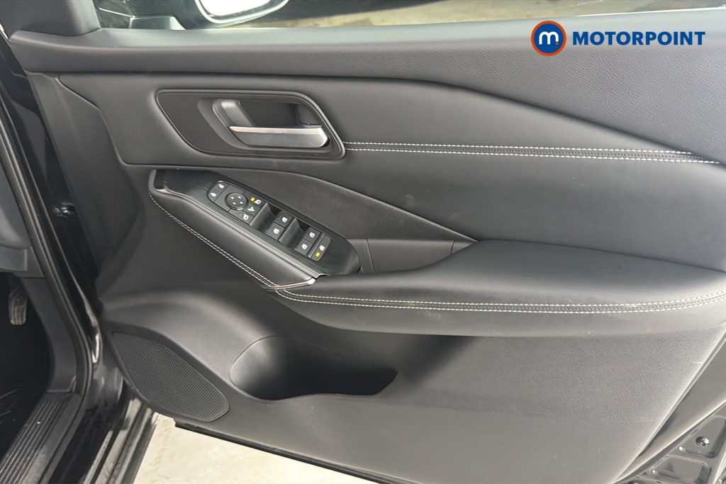 Nissan Qashqai N-Connecta Automatic Petrol SUV - Stock Number (1674696) - 18th supplementary image