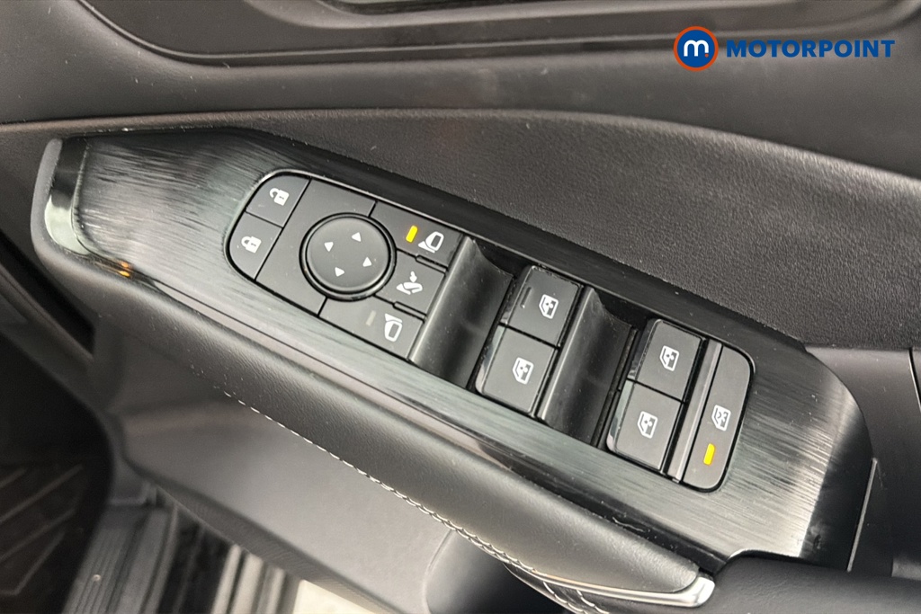 Nissan Qashqai N-Connecta Automatic Petrol SUV - Stock Number (1674696) - 19th supplementary image