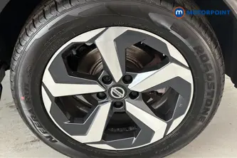 Nissan Qashqai N-Connecta Automatic Petrol SUV - Stock Number (1674696) - 45th supplementary image