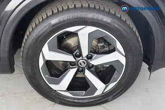 Nissan Qashqai N-Connecta Automatic Petrol SUV - Stock Number (1674696) - 47th supplementary image