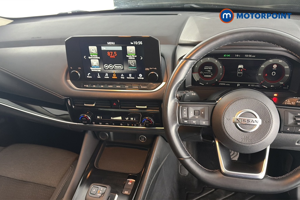 Nissan Qashqai N-Connecta Automatic Petrol SUV - Stock Number (1674696) - 1st supplementary image