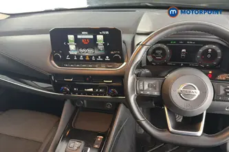 Nissan Qashqai N-Connecta Automatic Petrol SUV - Stock Number (1674696) - 1st supplementary image