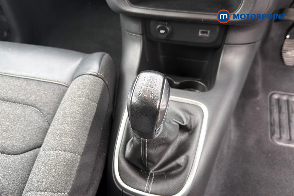 Citroen C3 Shine Plus Manual Petrol Hatchback - Stock Number (1674902) - 14th supplementary image