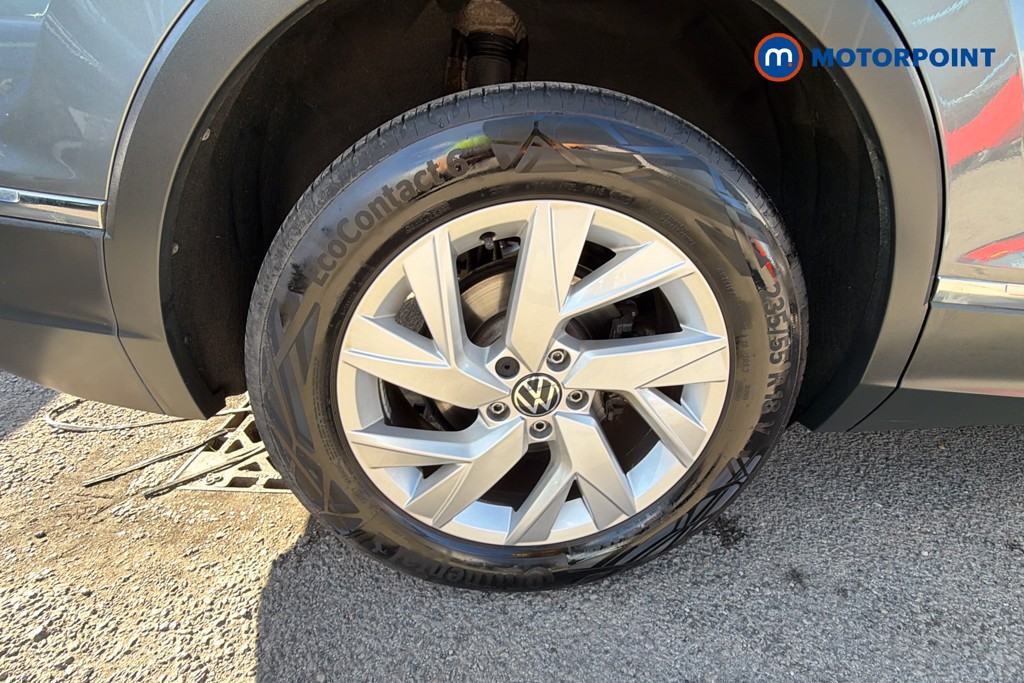 Volkswagen Tiguan Allspace Life Manual Petrol SUV - Stock Number (1675093) - 2nd supplementary image
