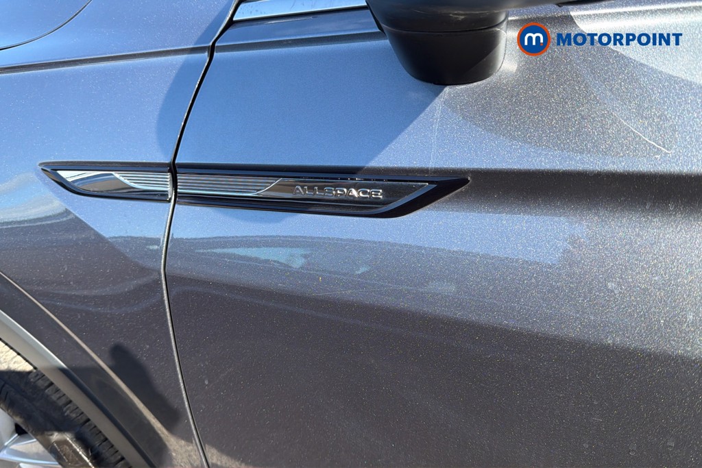 Volkswagen Tiguan Allspace Life Manual Petrol SUV - Stock Number (1675093) - 42nd supplementary image