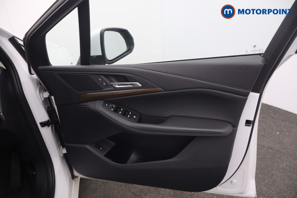 BMW 2 Series Luxury Automatic Petrol Estate - Stock Number (1675109) - 9th supplementary image