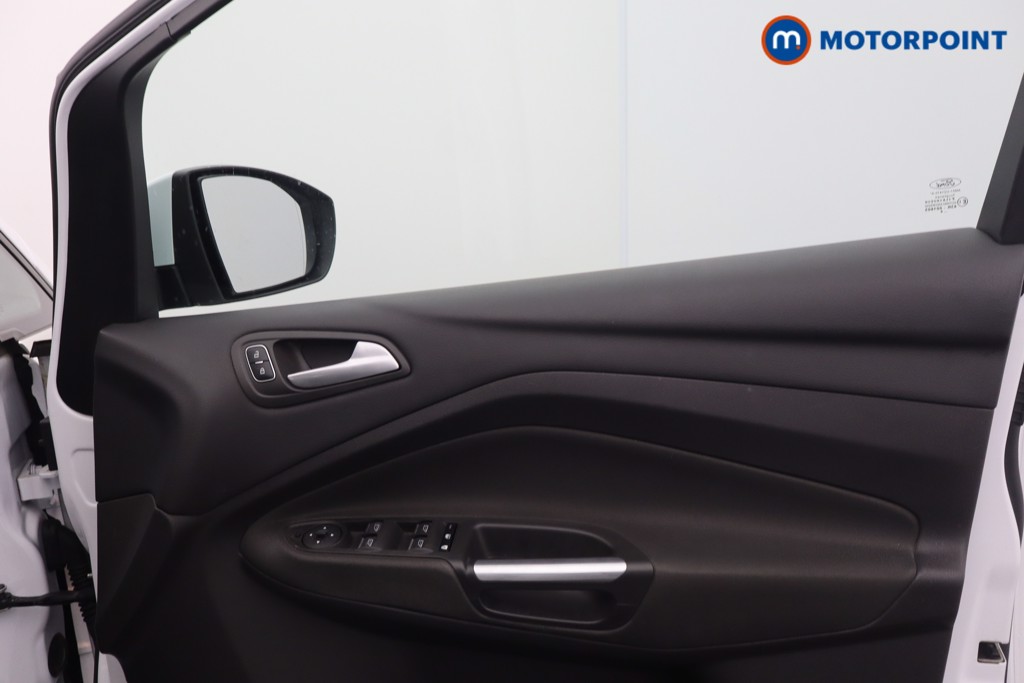 Ford C-Max Titanium Manual Petrol People Carrier - Stock Number (1675545) - 7th supplementary image