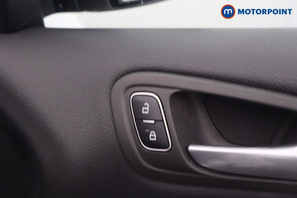 Ford C-Max Titanium Manual Petrol People Carrier - Stock Number (1675545) - 8th supplementary image