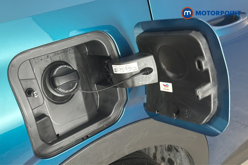 Peugeot 5008 GT Automatic Petrol SUV - Stock Number (1675617) - 41st supplementary image