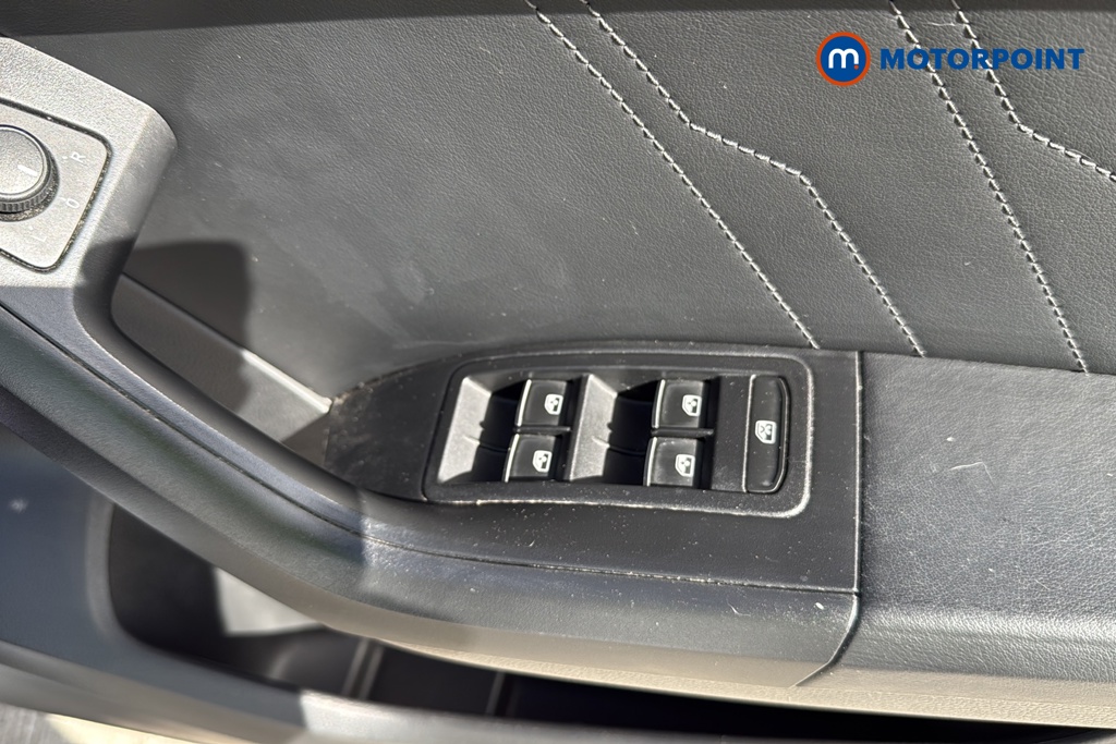 Seat Ateca FR Manual Petrol SUV - Stock Number (1675718) - 19th supplementary image