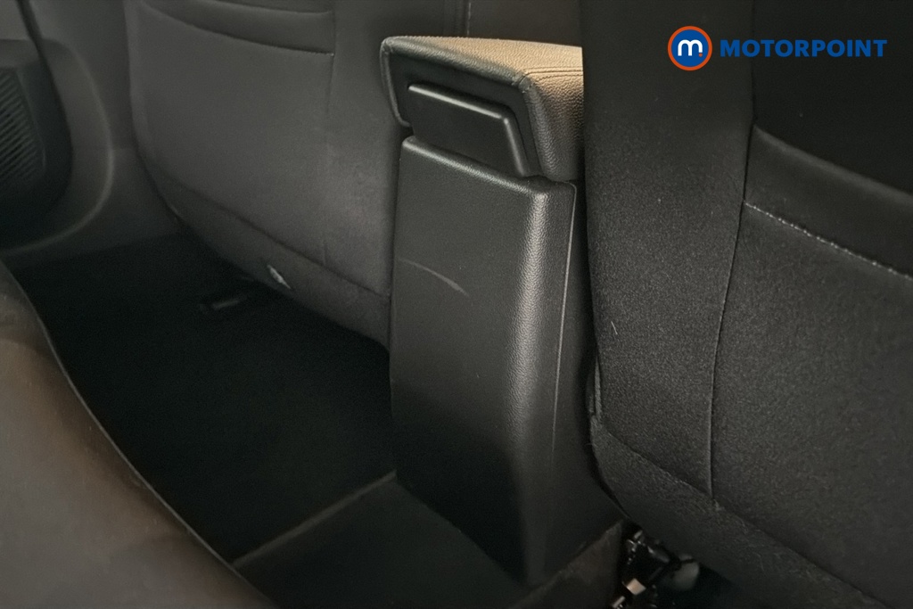 Renault Clio Iconic Manual Petrol Hatchback - Stock Number (1675744) - 28th supplementary image
