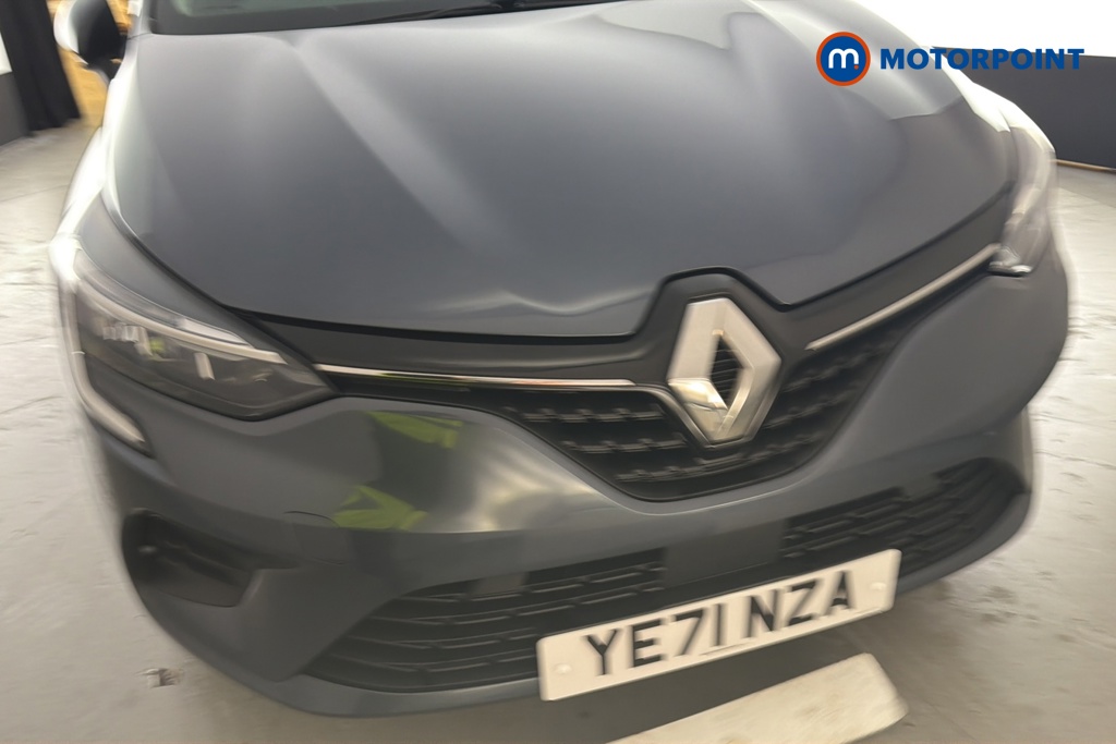 Renault Clio Iconic Manual Petrol Hatchback - Stock Number (1675744) - 43rd supplementary image