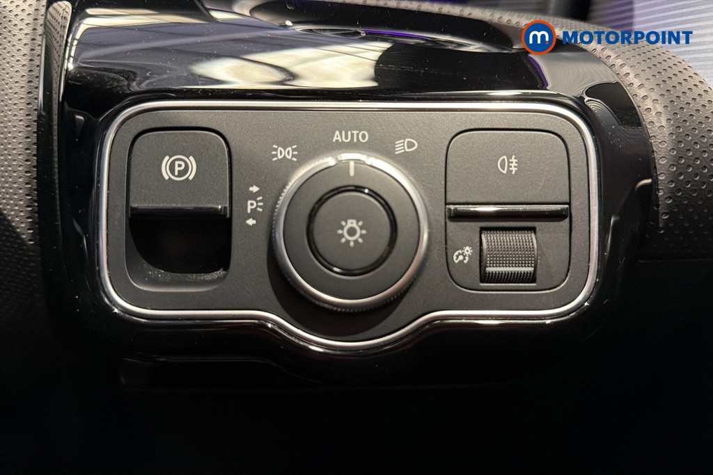 Mercedes-Benz A Class Amg Line Automatic Petrol Hatchback - Stock Number (1675786) - 11th supplementary image