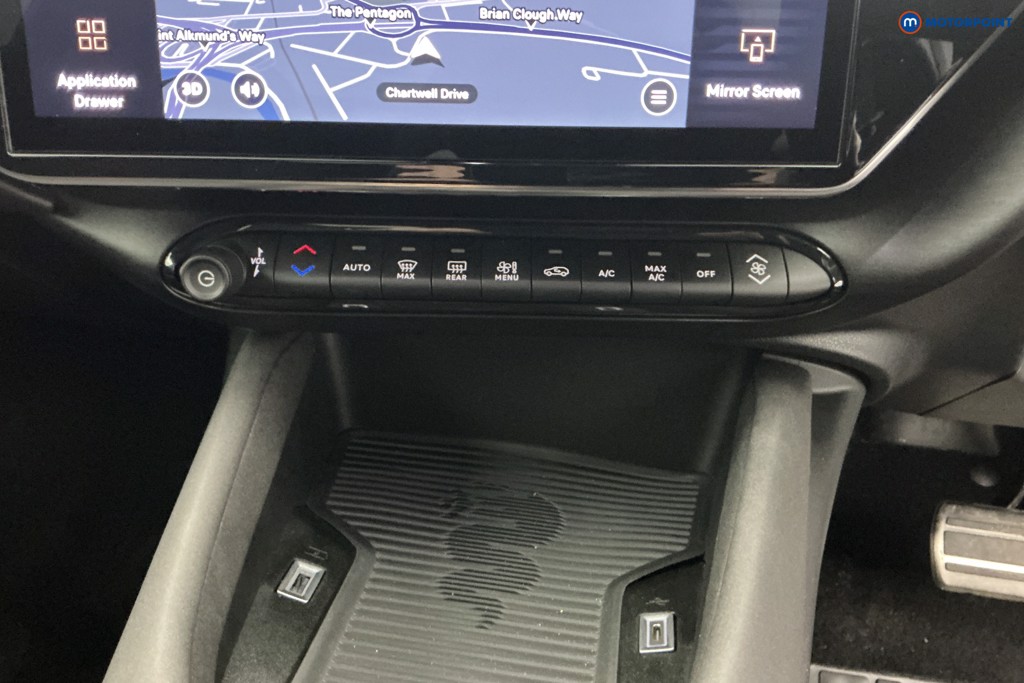 Alfa Romeo Junior Speciale Automatic Electric SUV - Stock Number (1676077) - 17th supplementary image