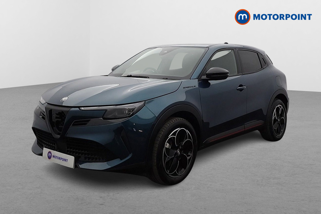 Alfa Romeo Junior Speciale Automatic Electric SUV - Stock Number (1676077) - Passenger side front corner