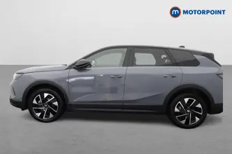 Vauxhall Grandland Ultimate Automatic Petrol SUV - Stock Number (1676183) - Passenger side