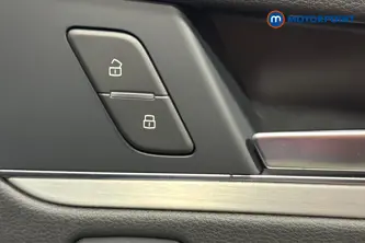 Audi Q5 S Line Automatic Petrol Plug-In Hybrid SUV - Stock Number (1676341) - 995th supplementary image
