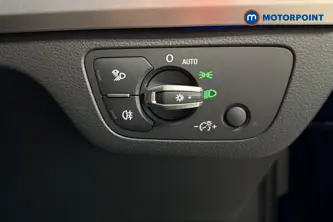 Audi Q5 S Line Automatic Petrol Plug-In Hybrid SUV - Stock Number (1676341) - 11th supplementary image