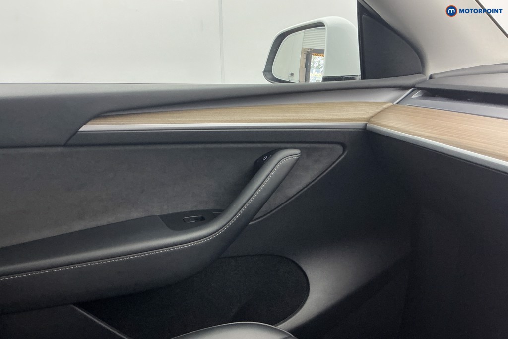 Tesla Model Y Long Range Automatic Electric SUV - Stock Number (1676602) - 20th supplementary image