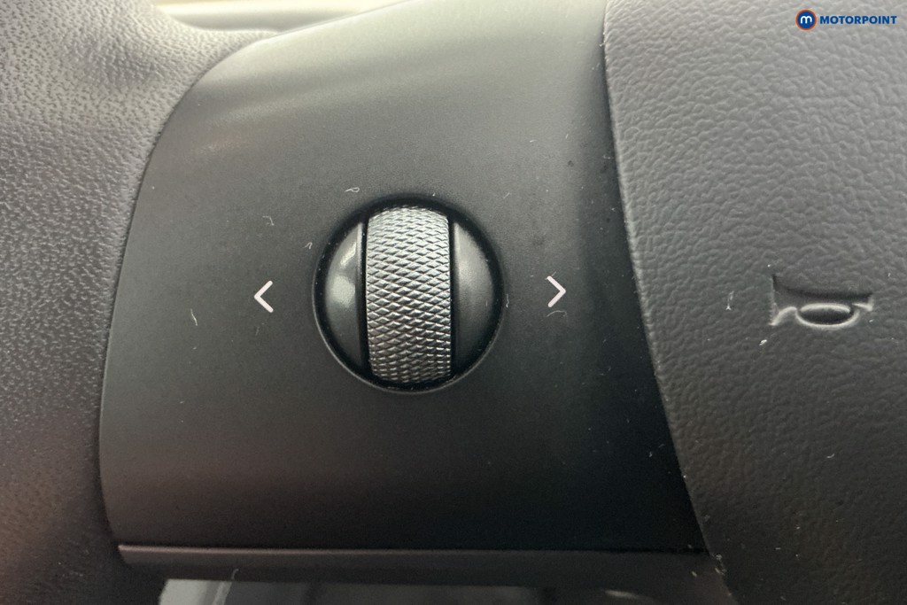 Tesla Model Y Long Range Automatic Electric SUV - Stock Number (1676602) - 21st supplementary image