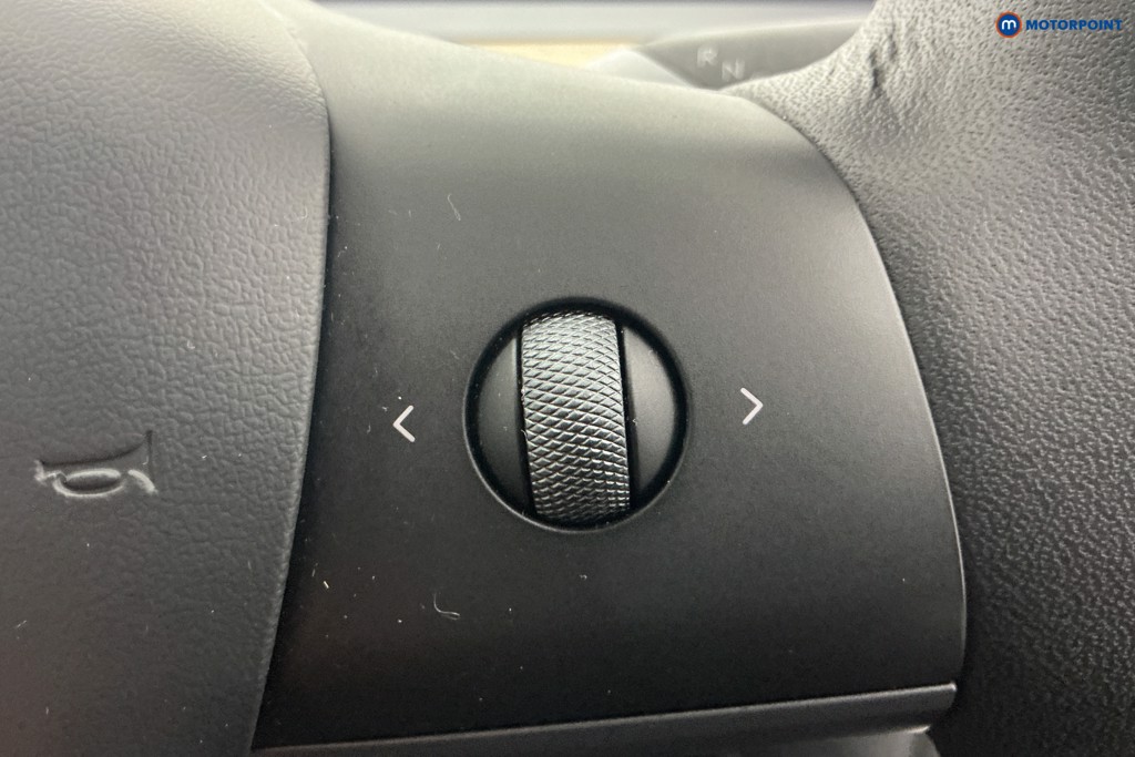 Tesla Model Y Long Range Automatic Electric SUV - Stock Number (1676602) - 22nd supplementary image
